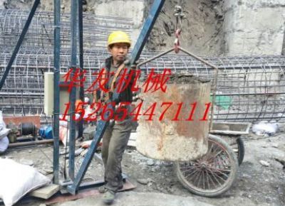 點(diǎn)擊查看詳細(xì)信息<br>標(biāo)題：華友機(jī)械建筑 挖樁 打井用小吊機(jī) 閱讀次數(shù)：6926